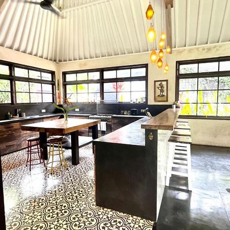 Holiday Beautiful Villa 4 Bedroom Garden View Canggu 외부 사진